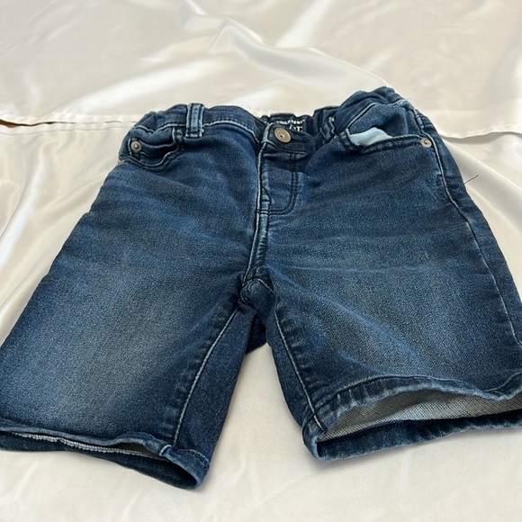 Children place stretchy blue jeans shorts size 4t - Picture 1 of 3